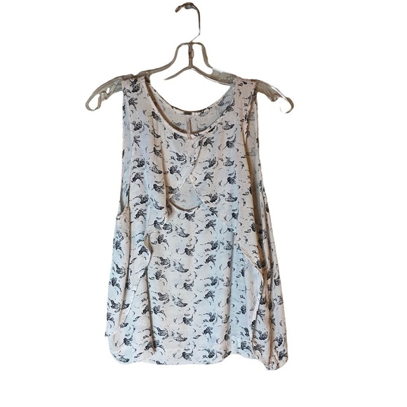 Free People Look Through Cutout Tank - Picture 2 of 7